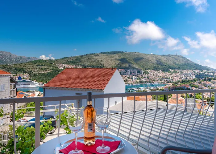 Seaview Marija Апартаменты *